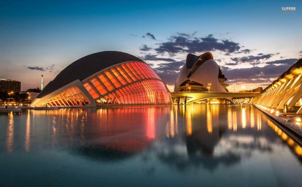 Apartamento Cerca De La Playa Y Ciudad De Las Ciencias Valencia Kültér fotó